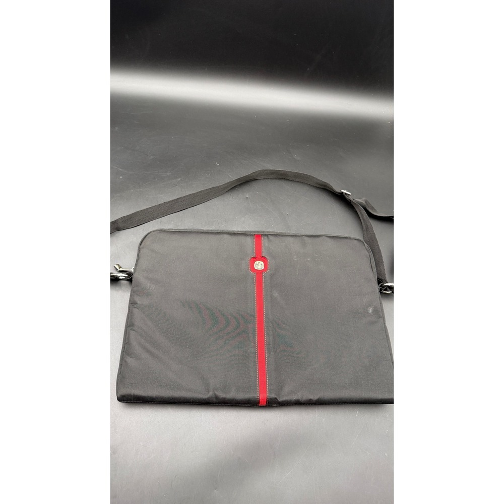 Wenger SwissGear Laptop Messenger Bag Black Red Stripe Padded Sleeve Case